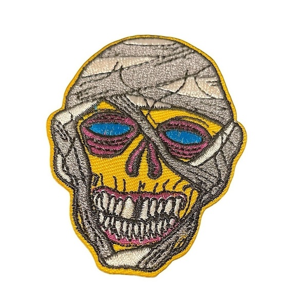 Halloween 'Graves Monster Mummy' Embroidered Patch iron on - Picture 1 of 4